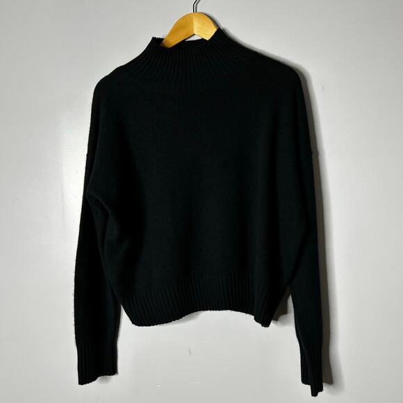 Free People Poppy Cashmere Sweater Women's Medium Black Cozy Minimalist Neutral - Picture 3 of 11